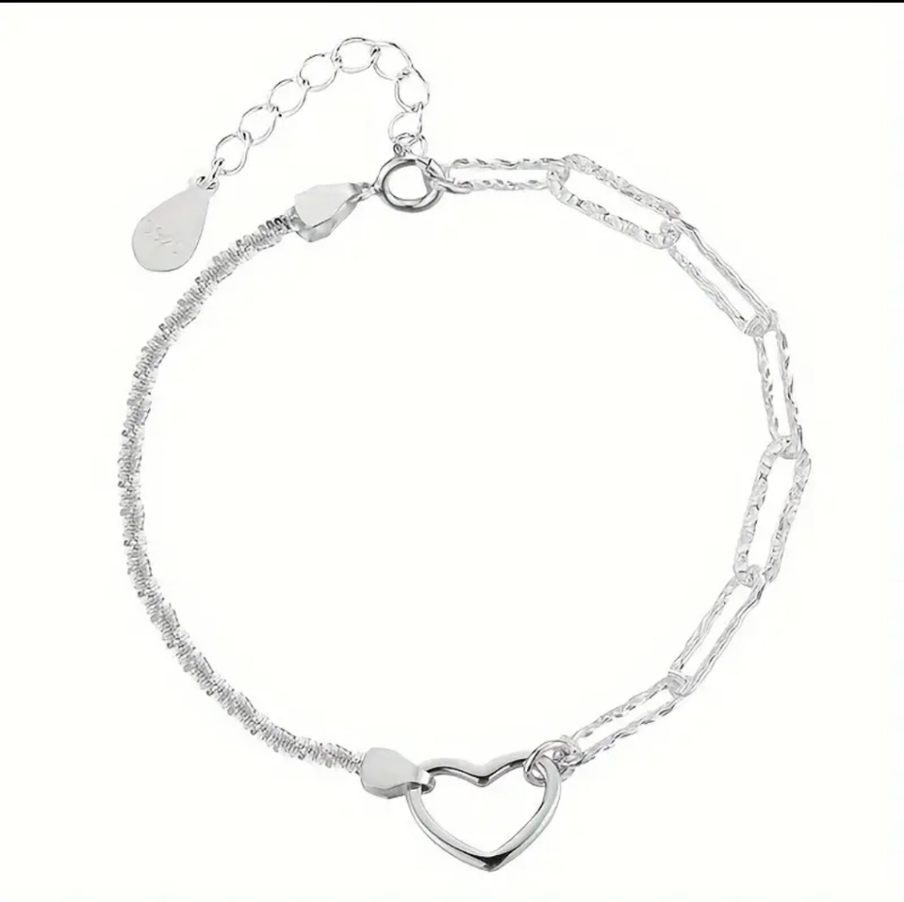 Beautiful Silver Heart Bracelet
